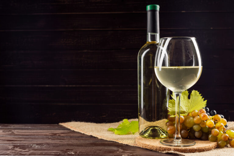 Cómo se debe conservar el vino blanco